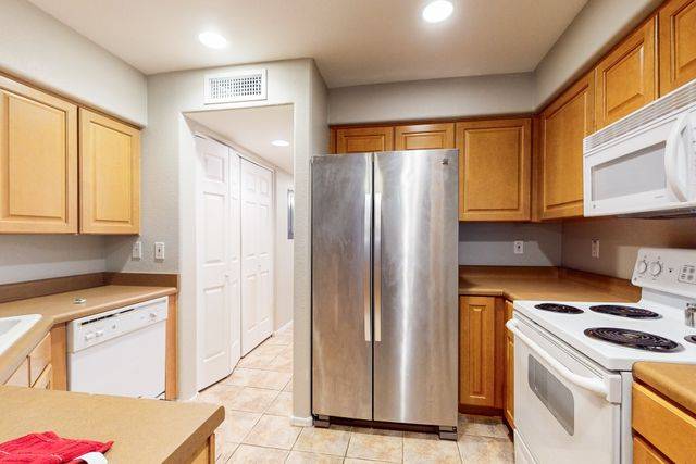 Fountain Hills, AZ Condo Low Down Owner Finance