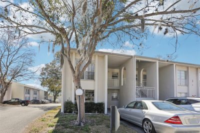 Clearwater 2/2 Condo With Pool Owner Financing
