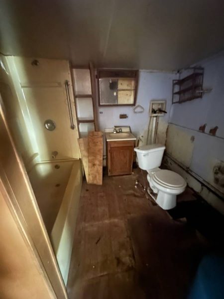 15K Fixer Upper in Lenawee County MI